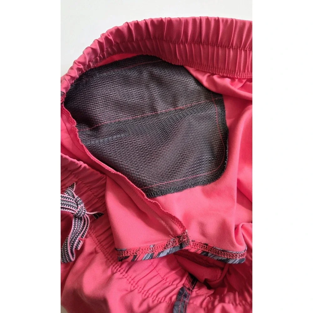 The North Face Running Active‎ Shorts Pink Coral Mesh Zipper Pocket Women's L